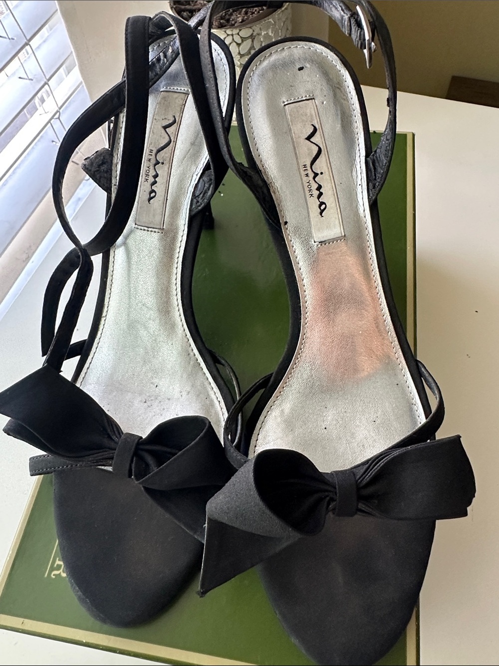 ANNA New York Black Pointed-Toe Slingback Heels with Bow